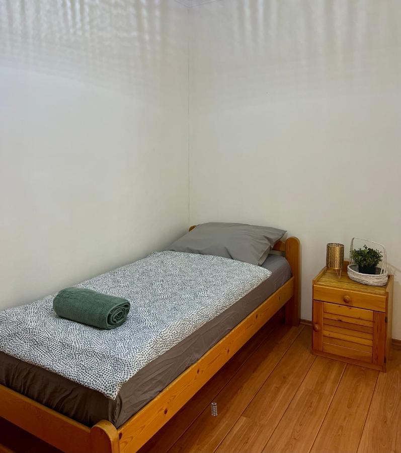 Casa Di Bianca - Koezvetlen Vizparti Nyaralo Apartment Siofok Luaran gambar
