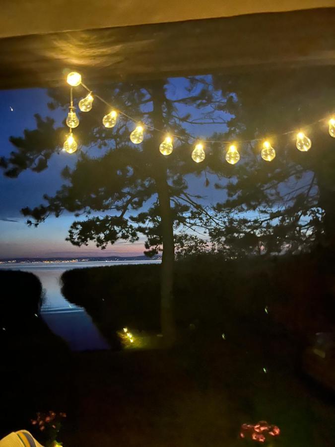 Casa Di Bianca - Koezvetlen Vizparti Nyaralo Apartment Siofok Luaran gambar